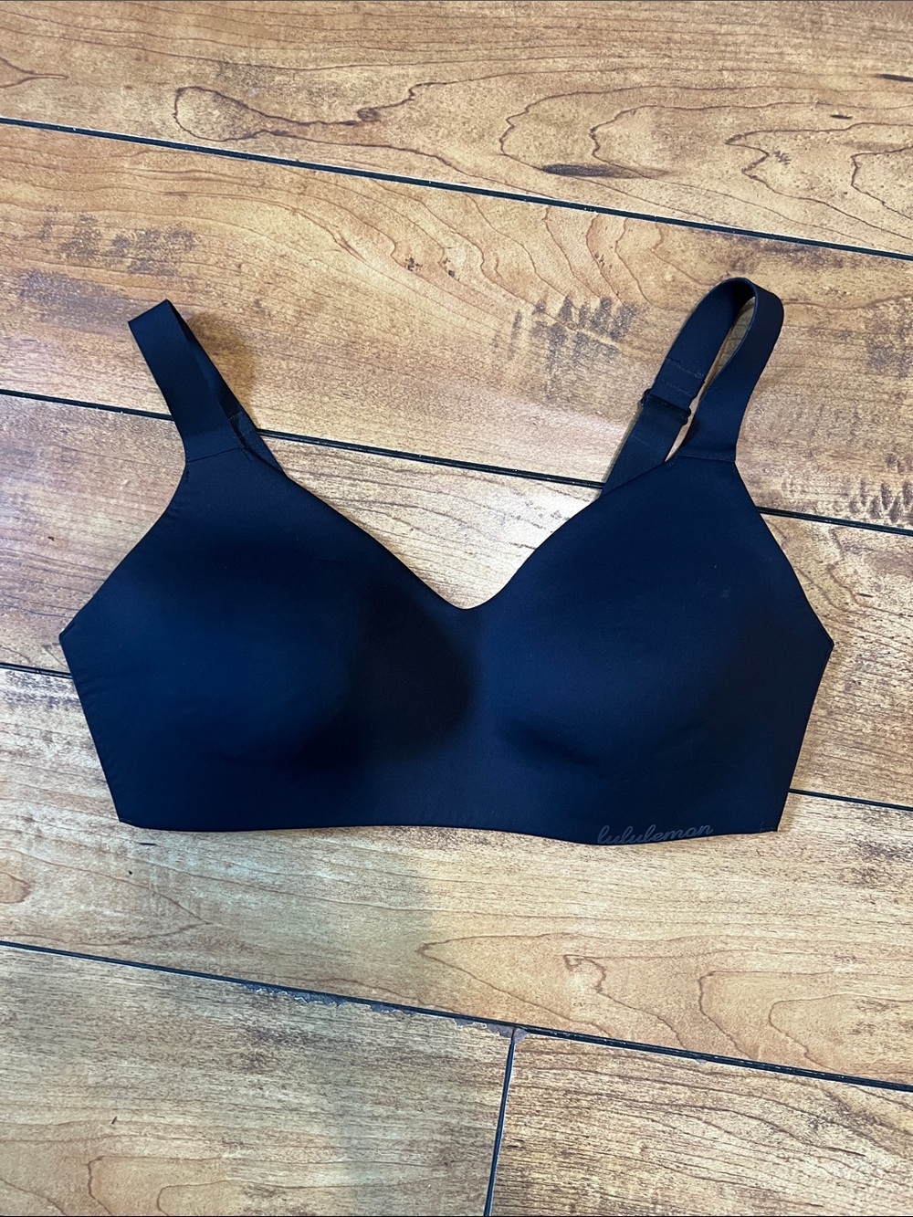 lululemon athletica Smooth black bra